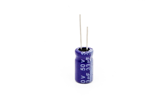 ESR υψηλής συχνότητας πυκνωτών 33uf50v 6.3x11 μικροσκοπικός χαμηλός πυκνωτής αργιλίου