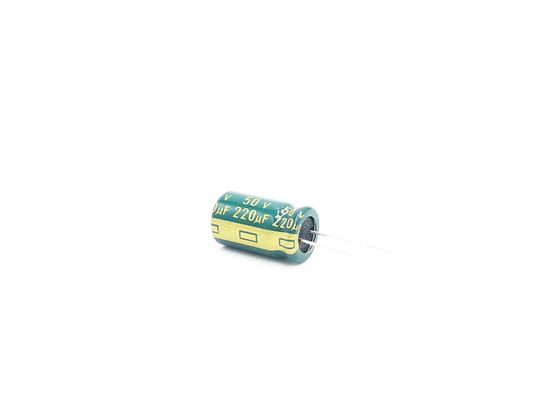10X16mm ηλεκτρολυτικός πυκνωτής αργιλίου πυκνωτών 220UF50V των οδηγήσεων ελαφρύς