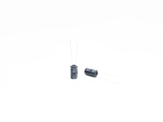 Ηλεκτρολυτικοί πυκνωτές 100UF63V 8X14mm αργιλίου