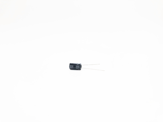 Ηλεκτρολυτικοί πυκνωτές 100UF63V 8X14mm αργιλίου