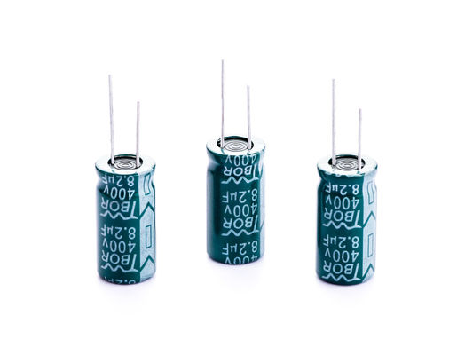 ελαφρύς πυκνωτής των οδηγήσεων 8.2uF 400V 8000 μακράς διαρκείας πυκνωτές ωρών εξαιρετικά