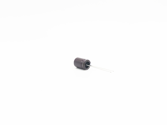Η ευρεία θερμοκρασία 22X35MM πυκνωτής 10uf 250v για την ενέργεια σώζει το λαμπτήρα